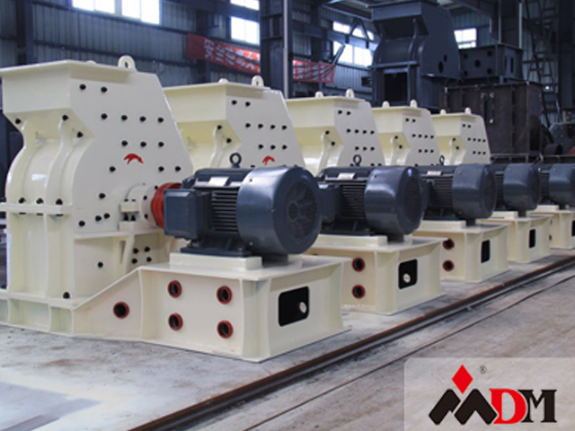 耐磨、耐用碎石成型破碎機(jī)：重錘式破碎機(jī)