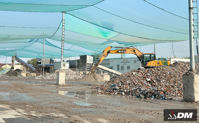 建筑垃圾變廢為寶：破碎機(jī)廠在行動(dòng)